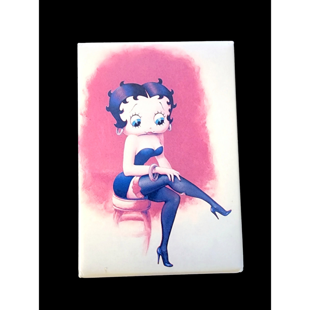 Vintage collectible Betty Boop magnet.